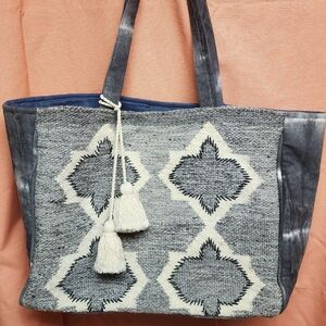 Evelyn K New York Large Cloth Tote Gray White Diamond Pattern Tie Dye Long Strap